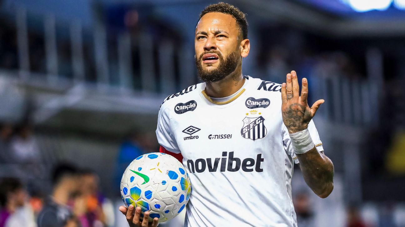 内马尔助桑托斯逆转马卡拉，遭嘘后回应球迷：不如待在家里